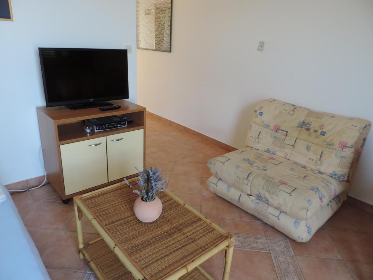 Apartmani Lavanda パグ 部屋 写真