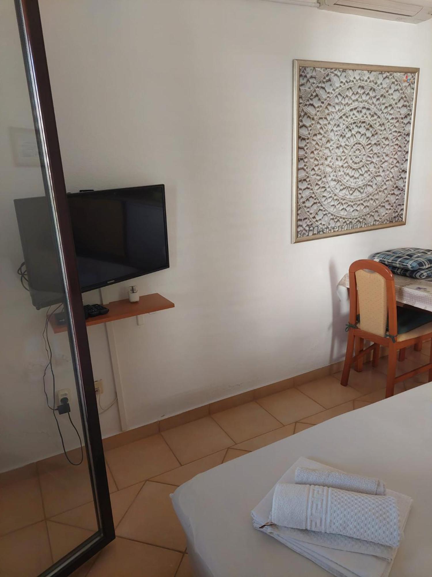 Apartmani Lavanda パグ 部屋 写真